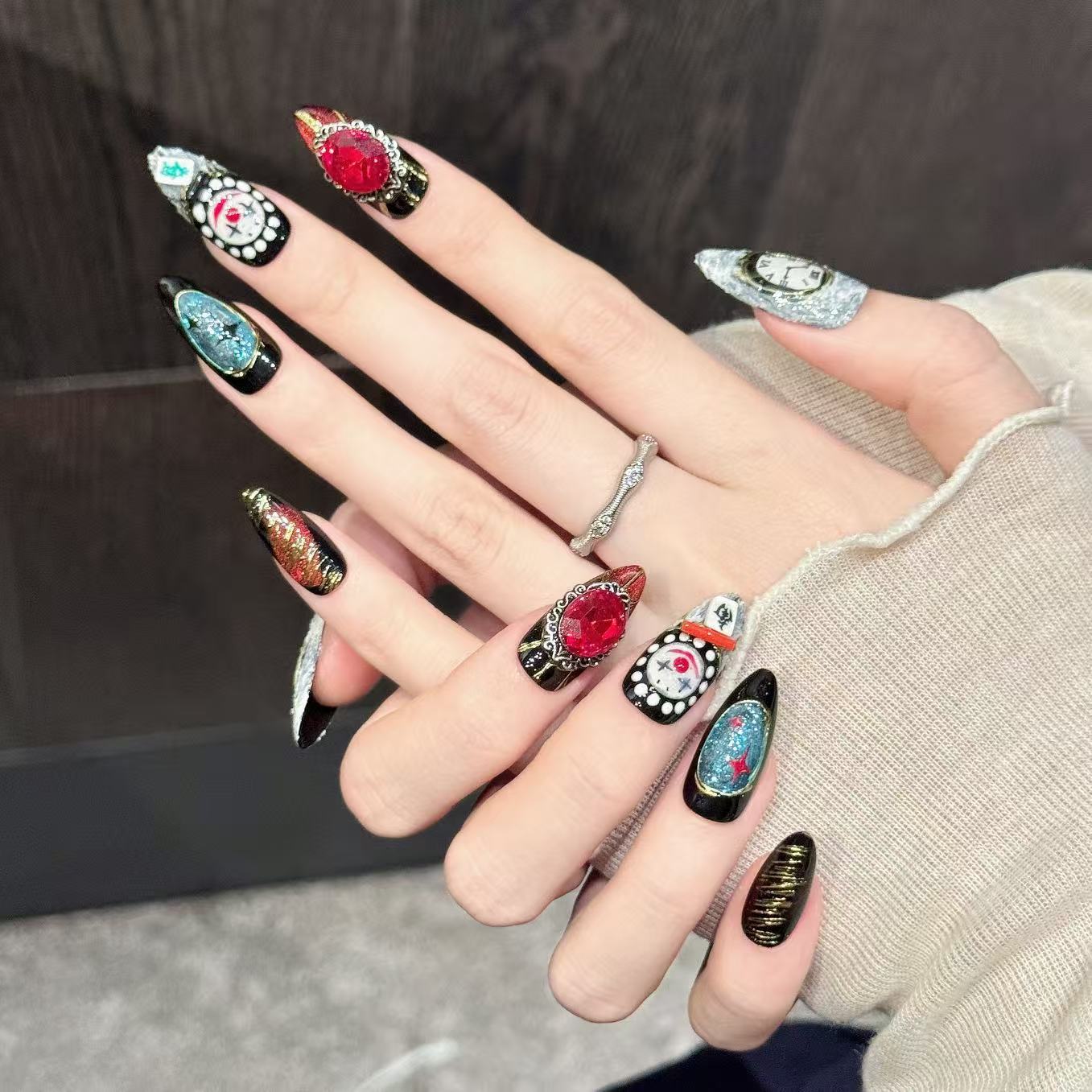 10Pcs Handmade Retro Funny Nai - Nail Adhesive Tab recension och pris