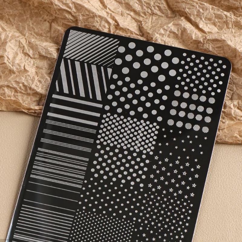 【B】3D Cute Dotting & Strip Lin - Nail Stamping Plate recension och pris